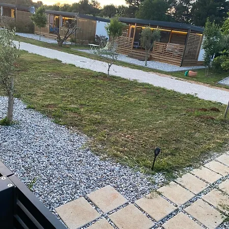 Mobilheim-pia Superb, Mit Pool, Für Familien Mit Kindern * Banjole