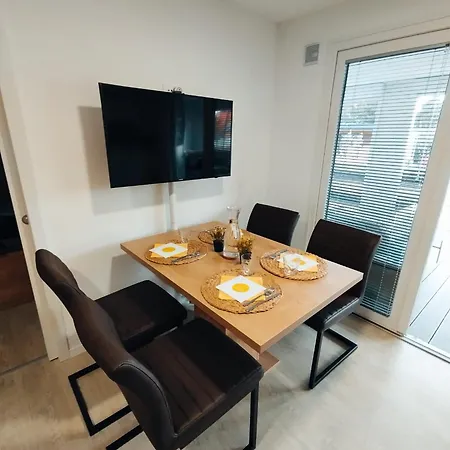 Apartment Mobilheim-pia Superb, Mit Pool, Fuer Familien Mit Kindern