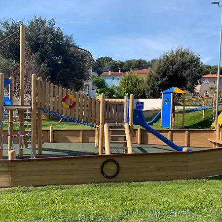 Mobilheim-pia Superb, Mit Pool, Für Familien Mit Kindern