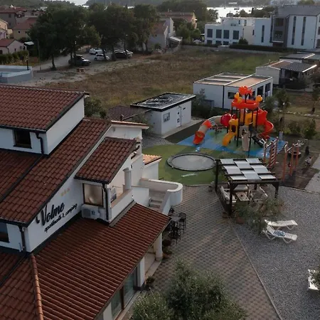 Mobilheim-pia Superb, Mit Pool, Fuer Familien Mit Kindern