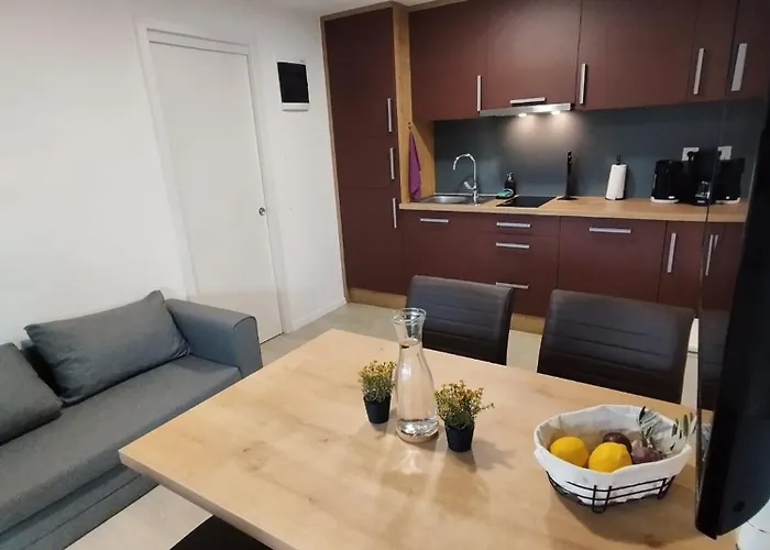 Mobilheim-pia Superb, Mit Pool, Fuer Familien Mit Kindern