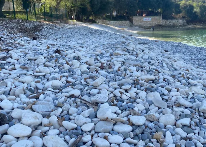 Mobilheim-pia Superb, Mit Pool, Fuer Familien Mit Kindern Banjole