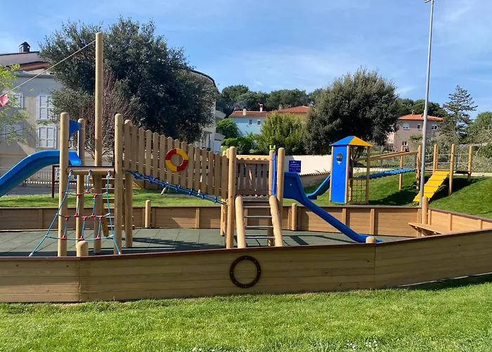 Mobilheim-pia Superb, Mit Pool, Fuer Familien Mit Kindern